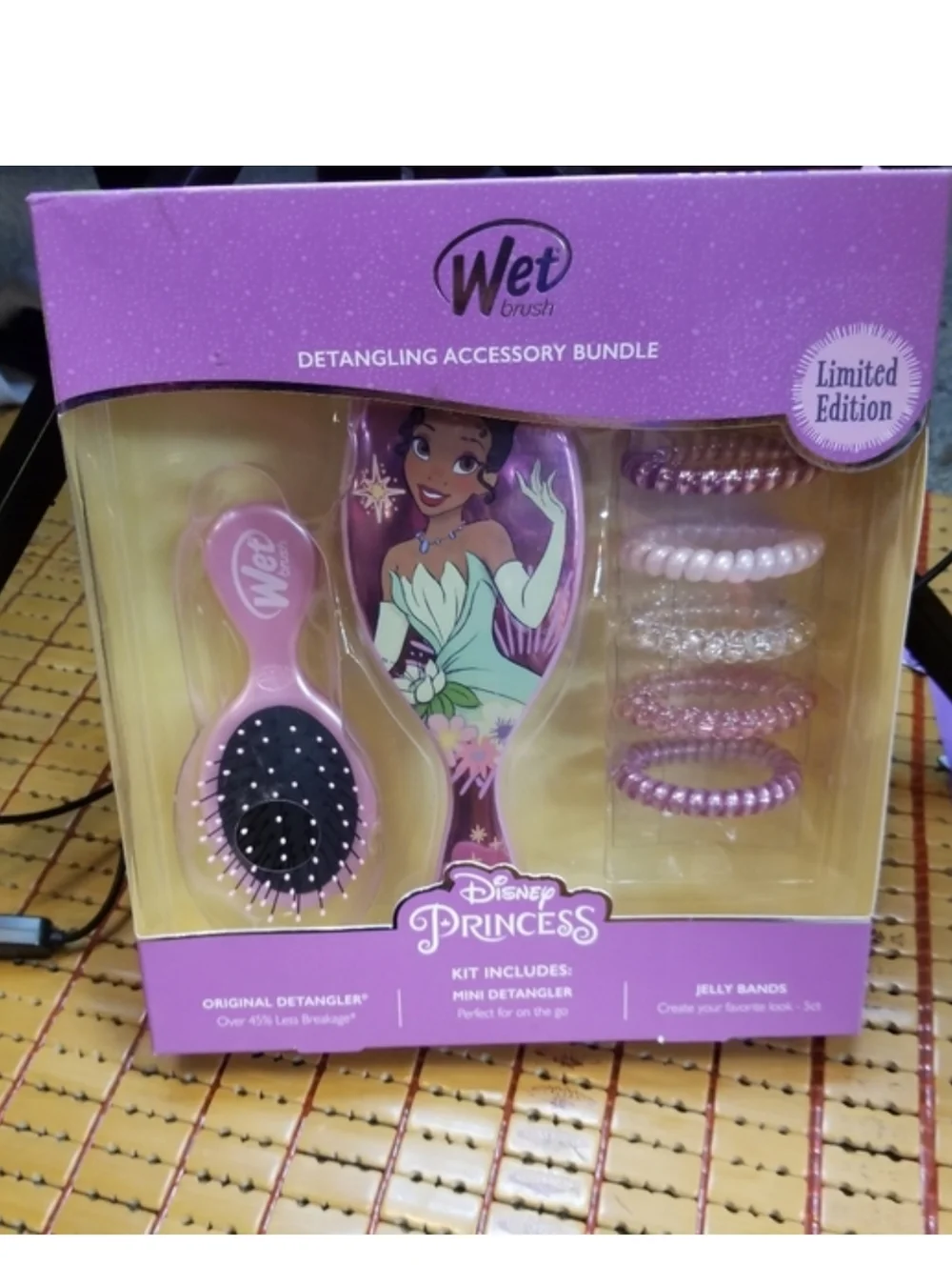 Disney princess detangling accessory bundle brush